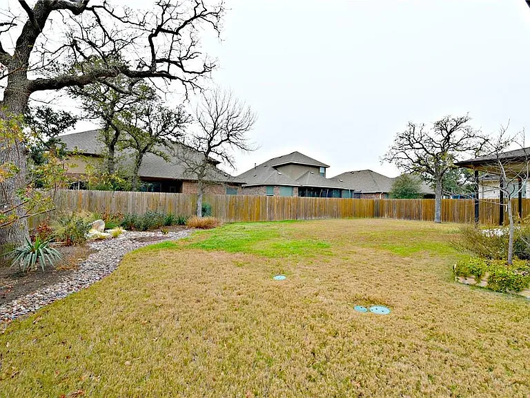 2445 Etta May Ln — Photo 25