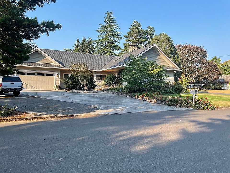 1st image of 4310 Oregon Dr