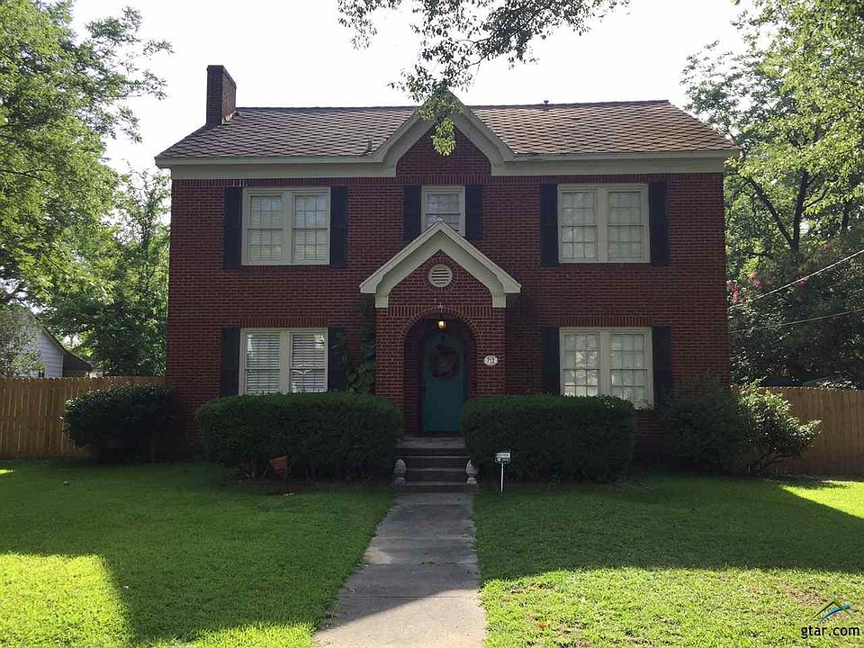 1st image of 713 S Palace Ave