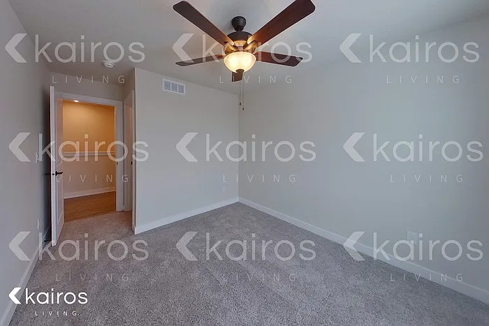6929 Holly Ct — Photo 11