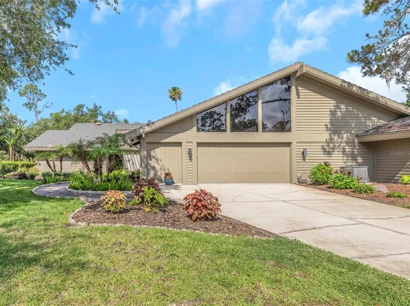 5331 Sand Crane Ct, Zephyrhills, FL 33543
