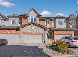 97 Sunvale Pl #4, Hamilton, ON L8E 4Z7