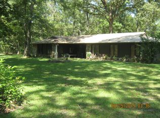 215 Tracie Ln, Headland, AL 36345