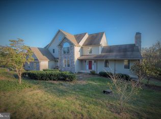 4802 Renoir Ln, Schwenksville, PA 19473