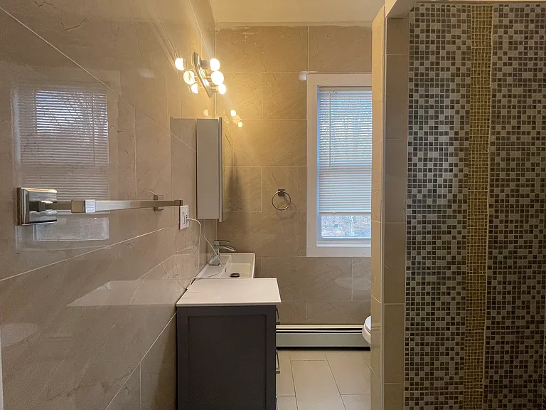 58 9th St #2 — Photo 15