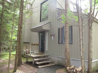 196 Harbor Dr E #21, Harbor Springs, MI 49740