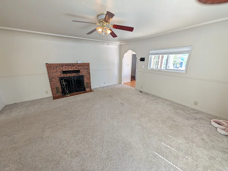 20708 N Sunshine Rd — Photo 9