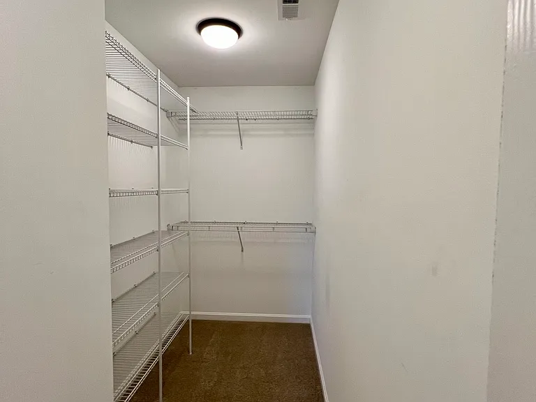 11423 Tierney Ave — Photo 11