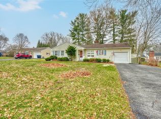 43 Valley View Dr, Penfield, NY 14526