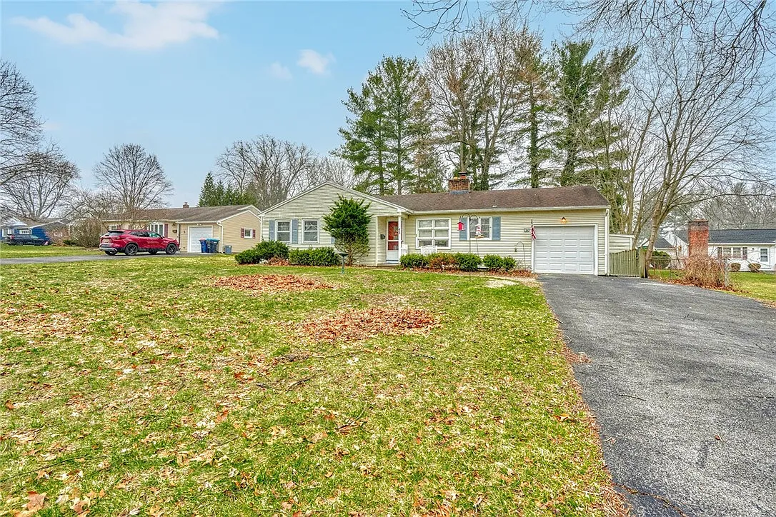 43 Valley View Dr photo 1
