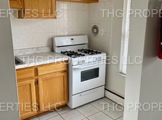 22 Green St #55-35B, Westwood, NJ 07675