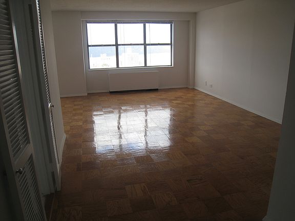 2nd image of 2500 Johnson Ave Ste 2