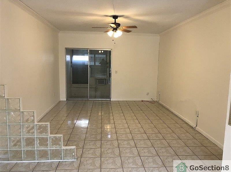 1st image of 1560 NE 127th St APT 105