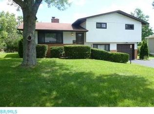 3124 Trentwood Rd, Columbus, OH 43221