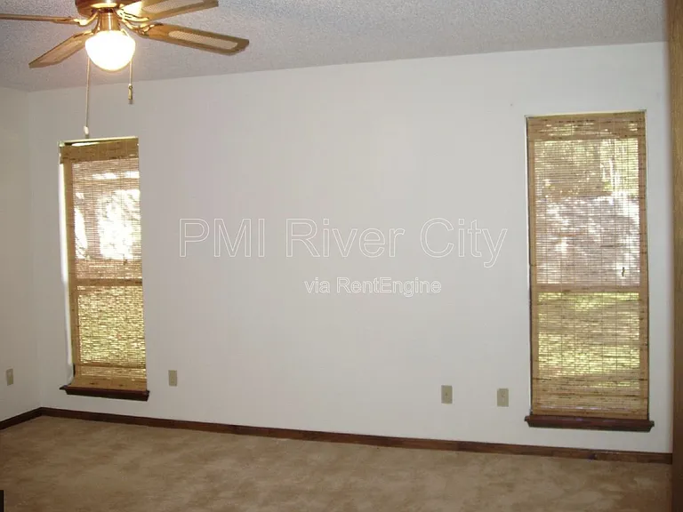 1670 Rusty Rail Rd — Photo 2