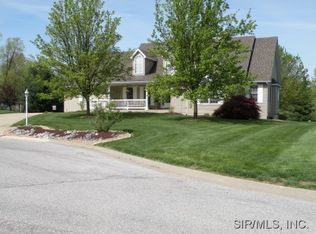 4802 Pear Tree Ln, Godfrey, IL 62035