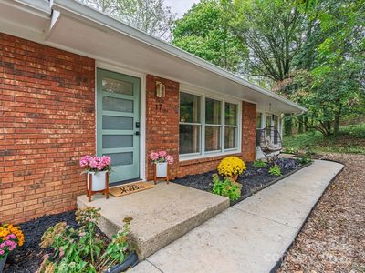 17 Hummingbird Ln, Asheville, NC, 28806