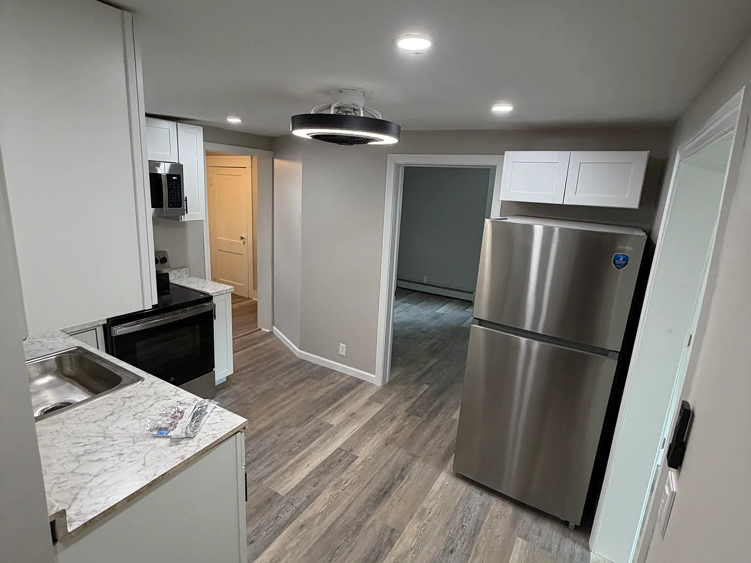 2 bed, 780 sqft, $1,700 — Photo 2