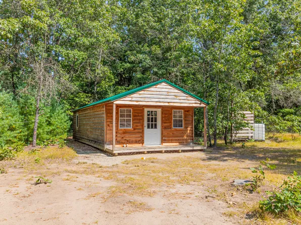 E 28th St, White Cloud, MI 49349