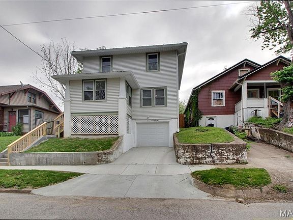 2nd image of 728 Pine St