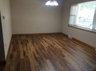 1603 Orchard Dr, Cedar Falls, IA 50613