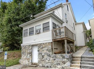 665 2nd St, Steelton, PA 17113