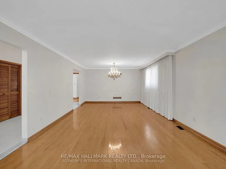 227 Elgin Mills Rd W — Photo 19