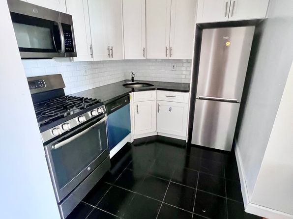 14016 34th Ave APT 1111