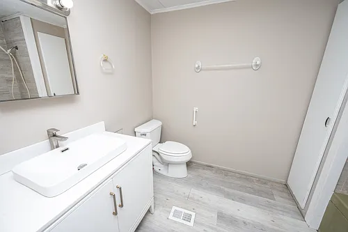 176 W Pine St — Photo 14
