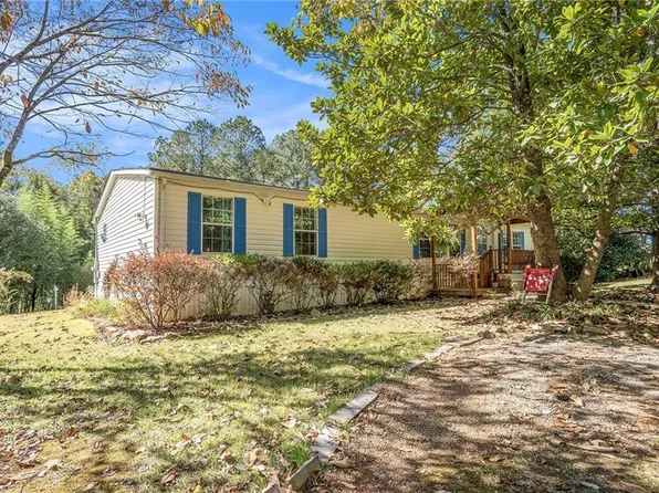 844 Haithcock Dr, Ball Ground, GA 30107