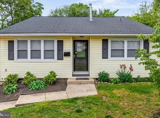 418 Euclid Ave, Maple Shade, NJ 08052