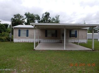 111 Palmland Ave, Satsuma, FL 32189