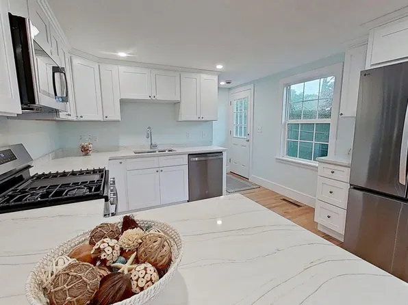 28 Lakefield Road, South Yarmouth, MA 02664
