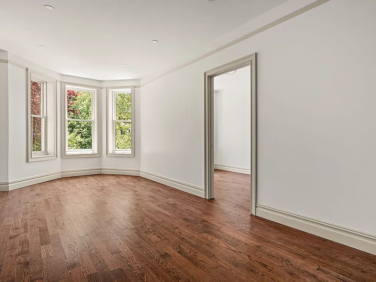 167 Sterling St #2 — Photo 3