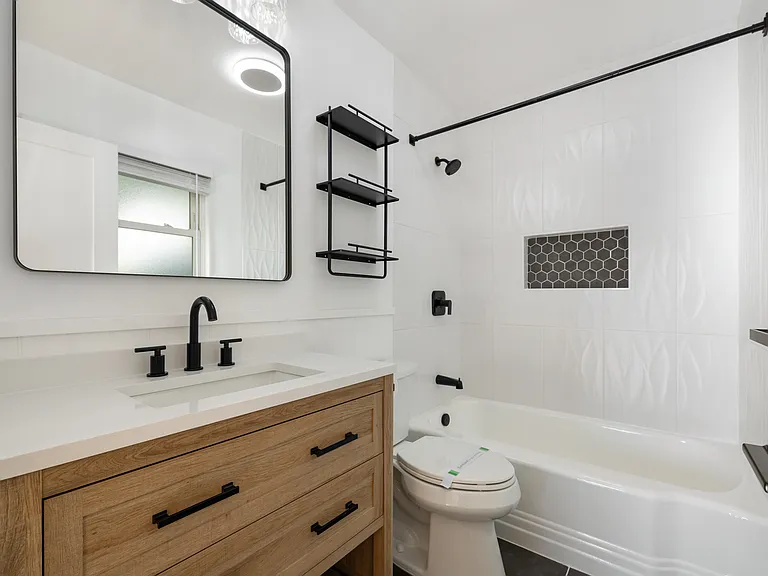 1537 Glenwood Dr — Photo 17