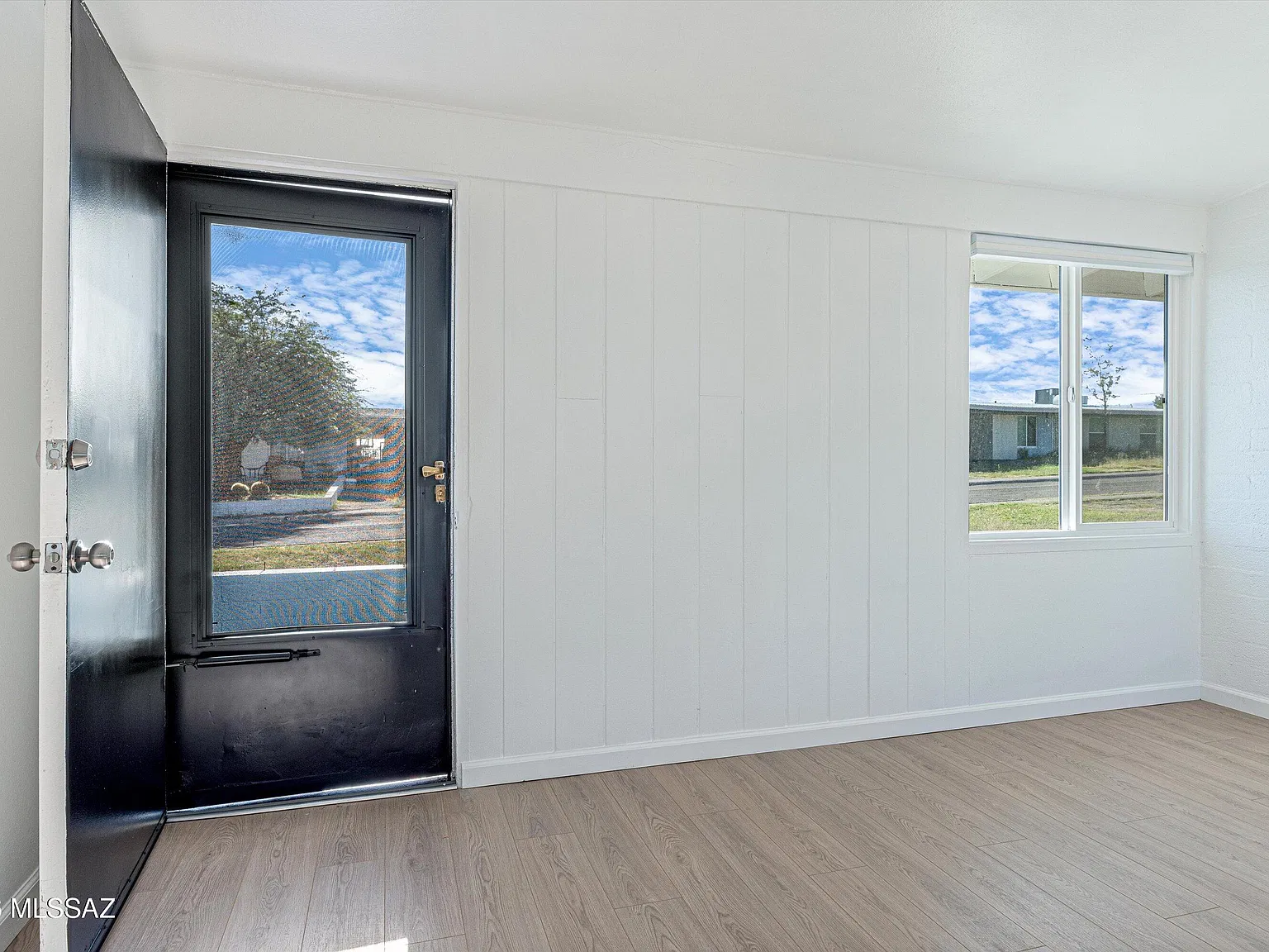 3 bed, 2.0 bath, 1107 sqft, $1,150 — Photo 4