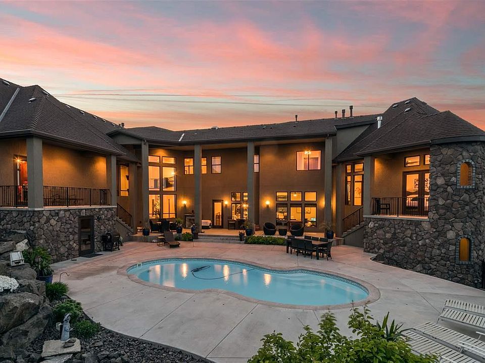 1495 Badger Mountain Loop, Richland, WA 99352 Zillow