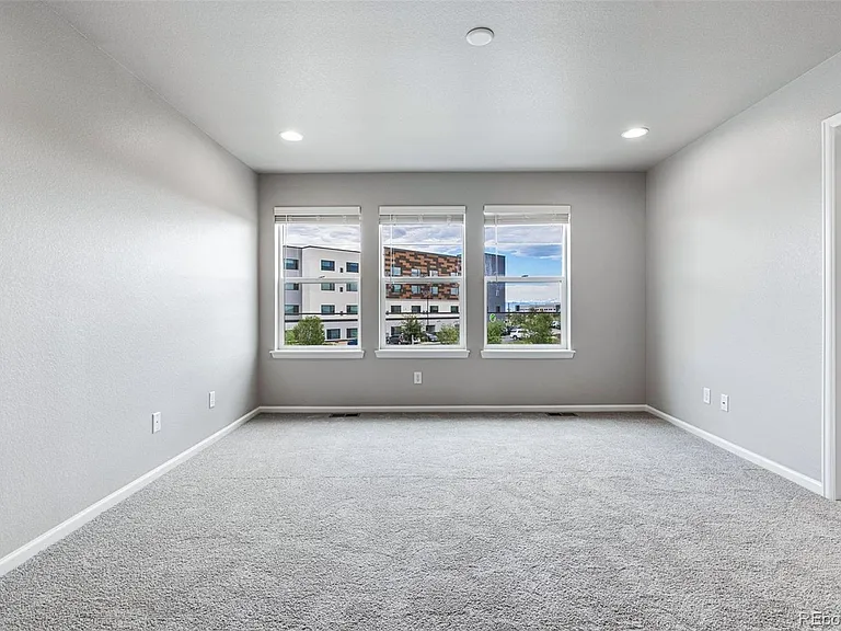 6676 N Argonne St — Photo 21