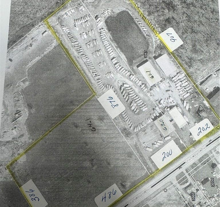 1st image of 3047 Grand Island Blvd