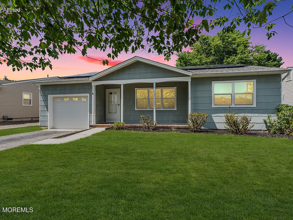 1st image of 128 Westport Drive
