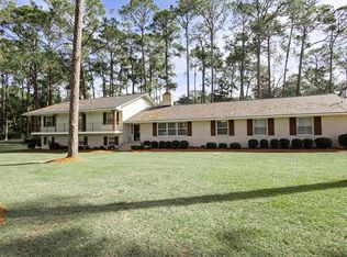 2021 N Emory Dr, Tifton, GA 31794