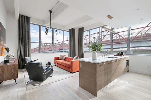 Sold by Golden Lioness Corp | media 23