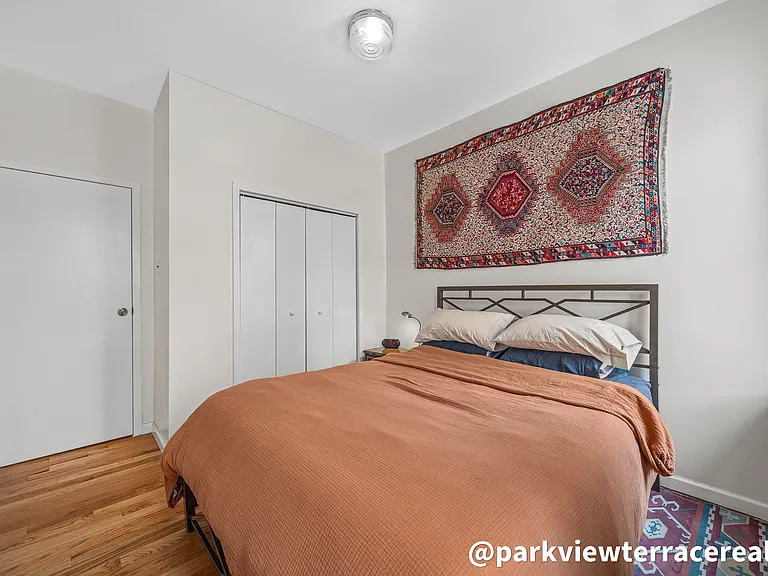 156 S 1st St #1 — Photo 15