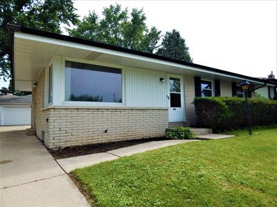 909 Columbia Ave, South Milwaukee, WI, 53172