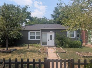 1717 Newark St, Aurora, CO 80010