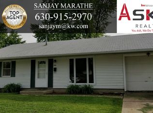 766 Farragut Ave, Romeoville, IL 60446