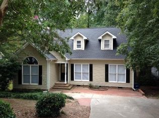 2909 Isabella Dr, Raleigh, NC 27603