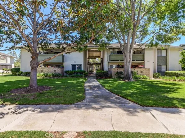 8633 Portola Ct Unit 16B, Huntington Beach, CA 92646