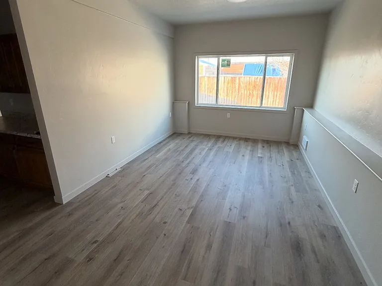725 S 3rd Ave #14 — Photo 8
