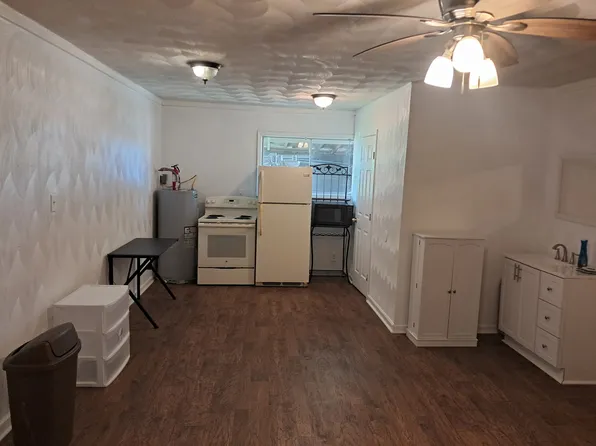 1528 Palmyra St, Norfolk, VA 23502